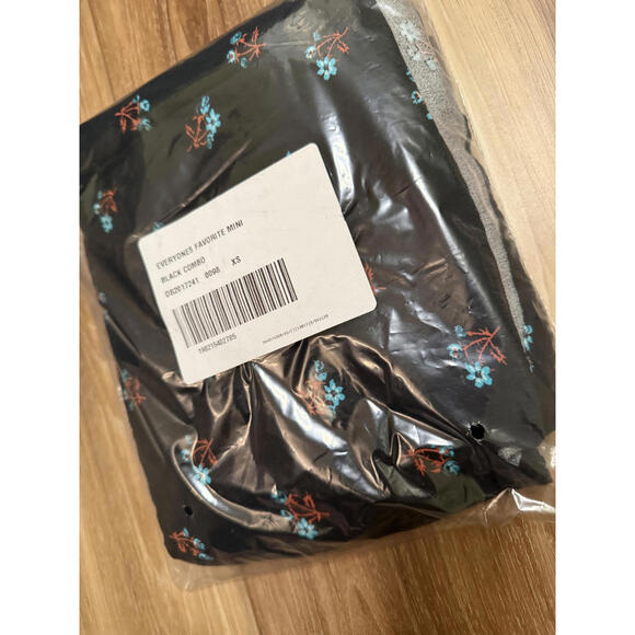 NWT! Free Poeple Everyone's Favorite Mini Dress Black Floral Size XS - Picture 3 of 4